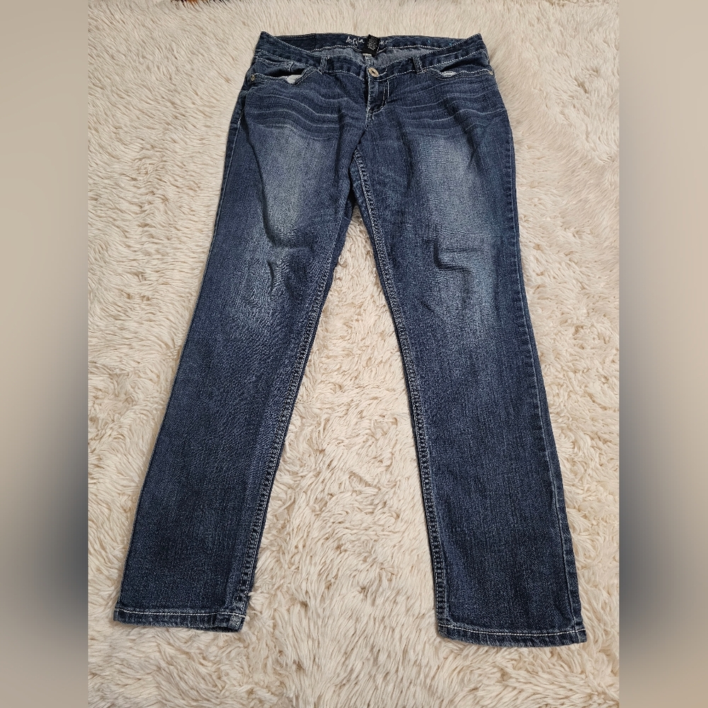 Ariya Women's Boot Cut Jeans - Dark Blue